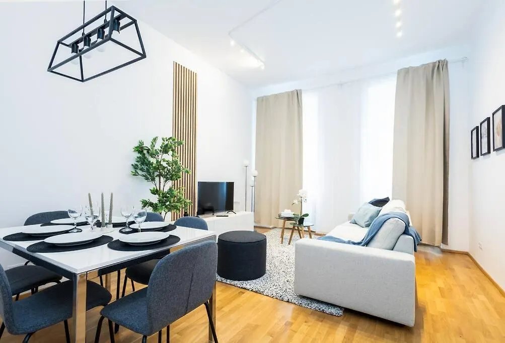 Orestaliving - Spacious 2Br On The Danube Canal Vienna 0*,